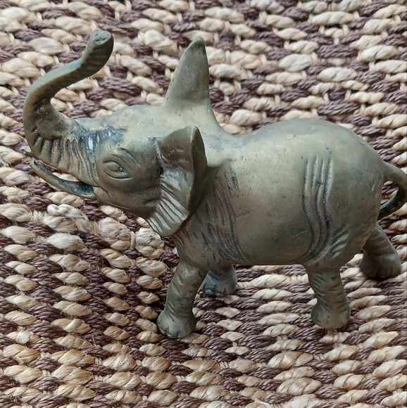 VTG Brass elephant 🐘 - Picture 2 of 3